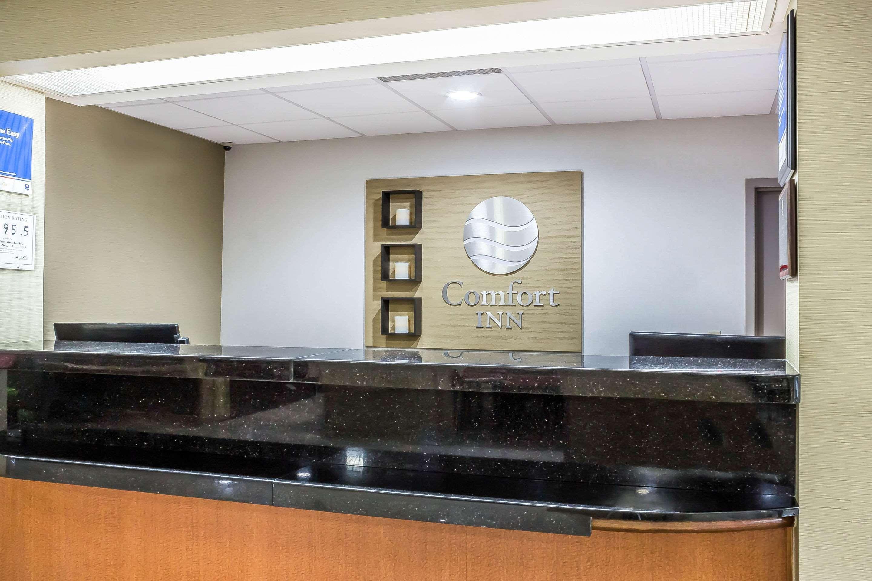 Comfort Inn Greensboro - Kernersville Bagian luar foto