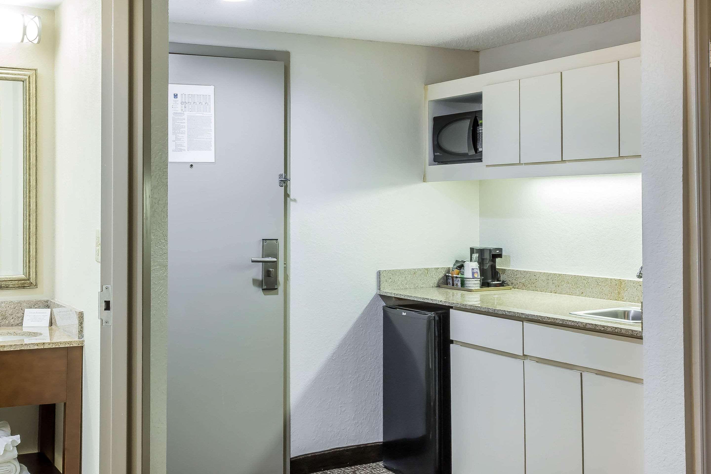 Comfort Inn Greensboro - Kernersville Bagian luar foto