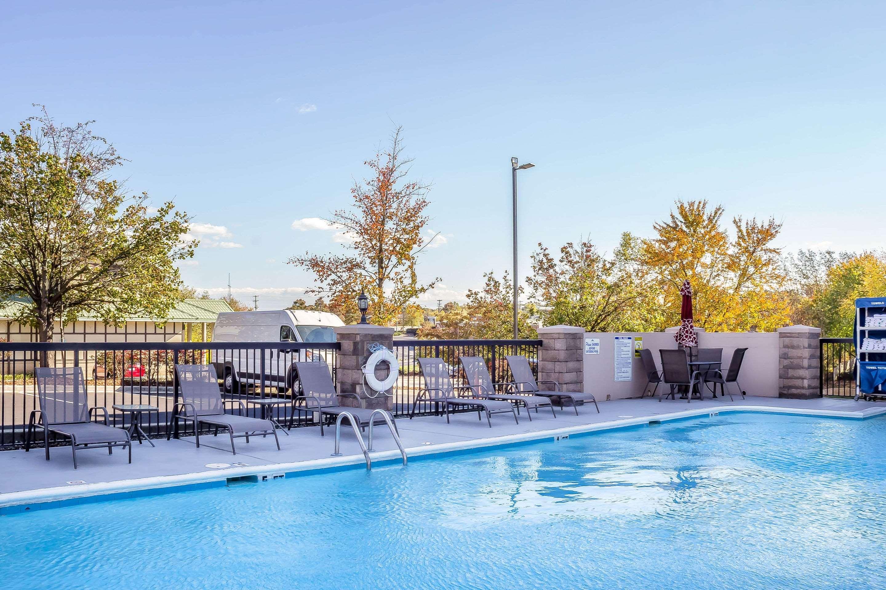 Comfort Inn Greensboro - Kernersville Bagian luar foto