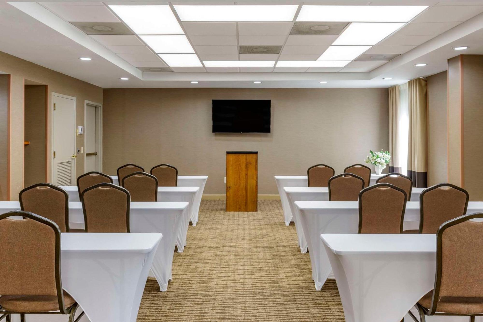 Comfort Inn Greensboro - Kernersville Bagian luar foto