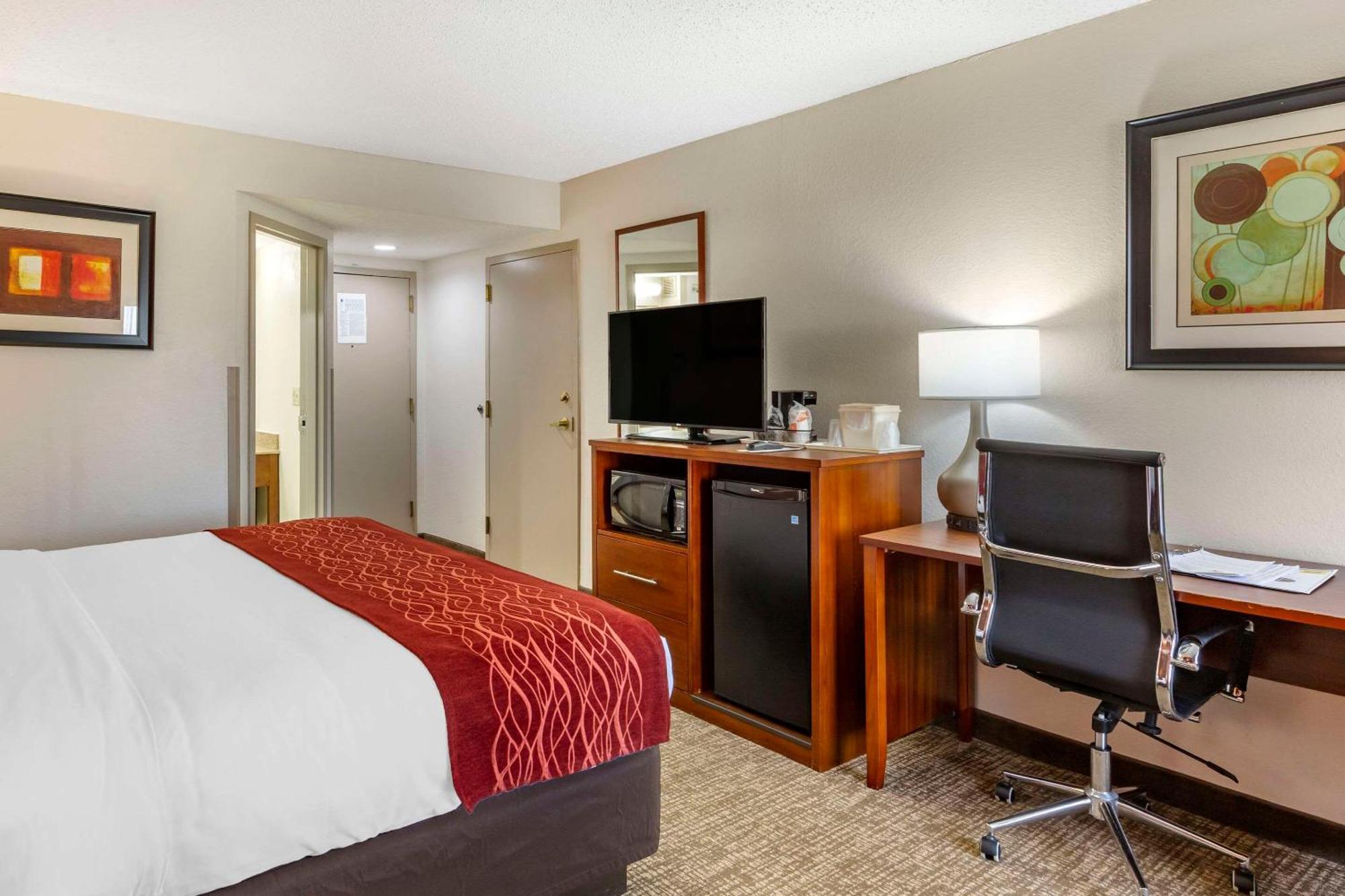 Comfort Inn Greensboro - Kernersville Bagian luar foto