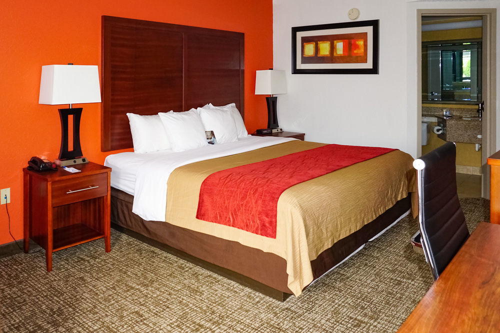 Comfort Inn Greensboro - Kernersville Bagian luar foto